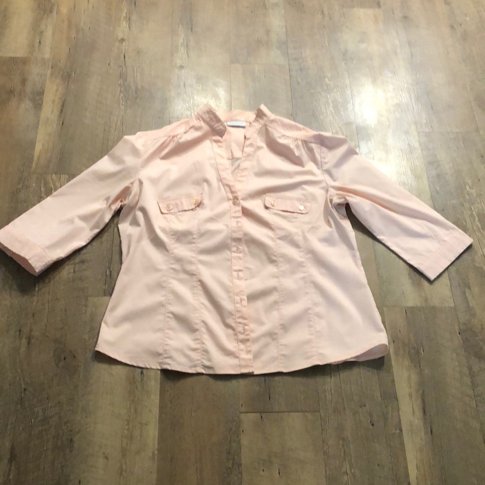 ****4/$20***NEW YORK & COMPANY Button Down Shirt